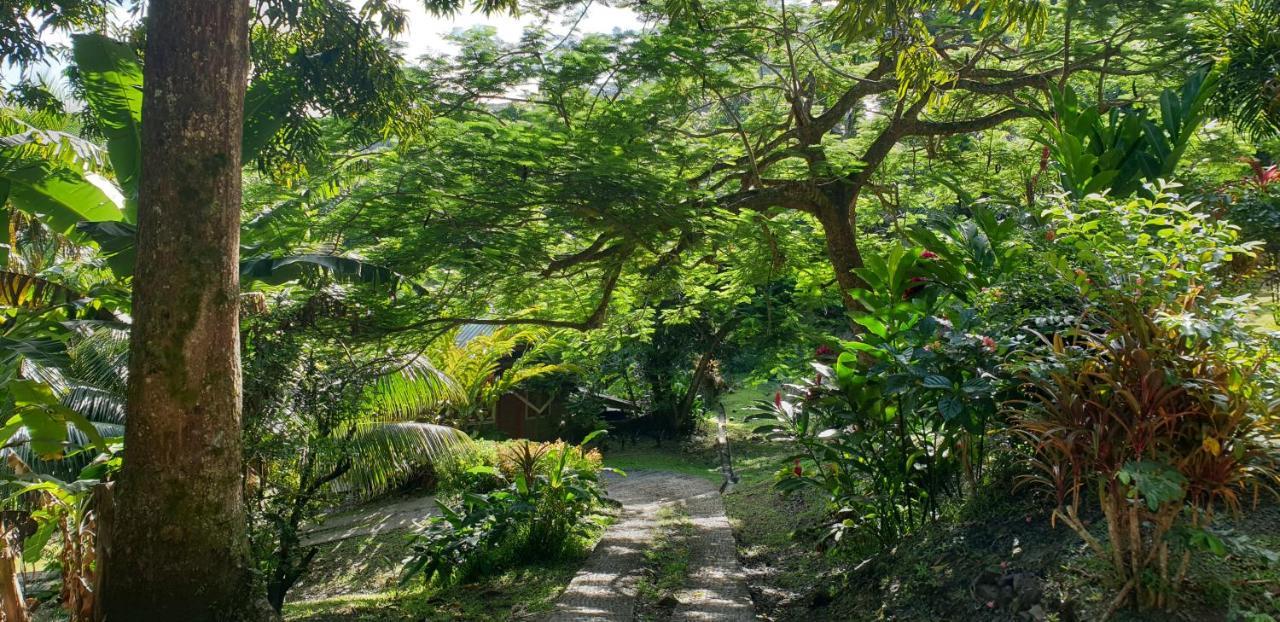 Huahine Manta Lodge Avec 4X4 Optionnel Haapu Экстерьер фото